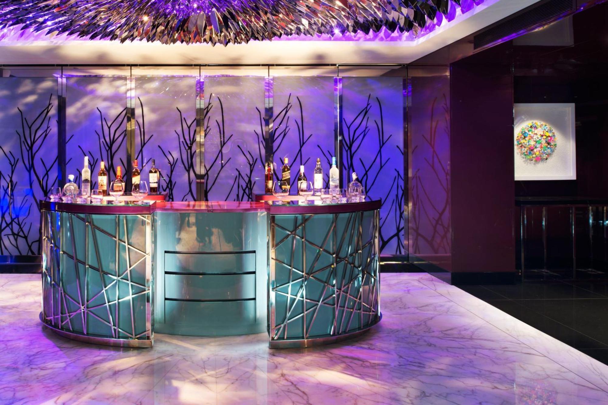 W Singapore - Sentosa Cove Eksteriør billede The bar at the nightclub