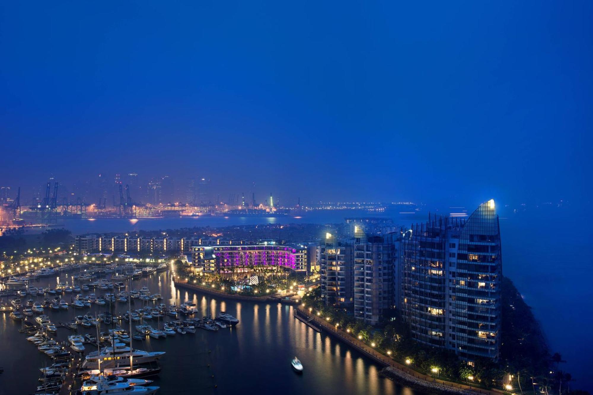W Singapore - Sentosa Cove Eksteriør billede Marina del Rey at night